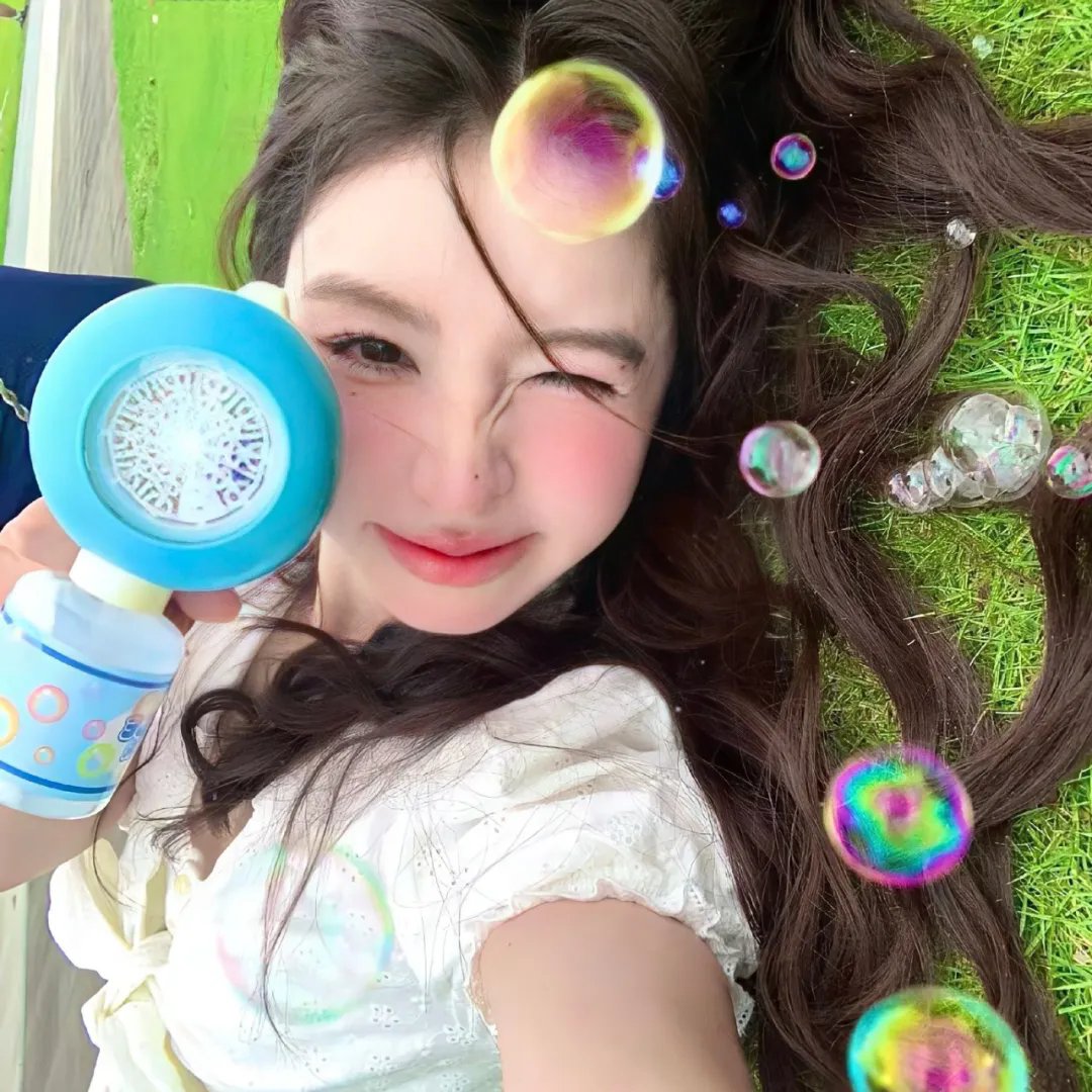 烈焰焚币